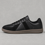 Unisex Retro Trainers – German-Style Low Top Lace-Up Shoes