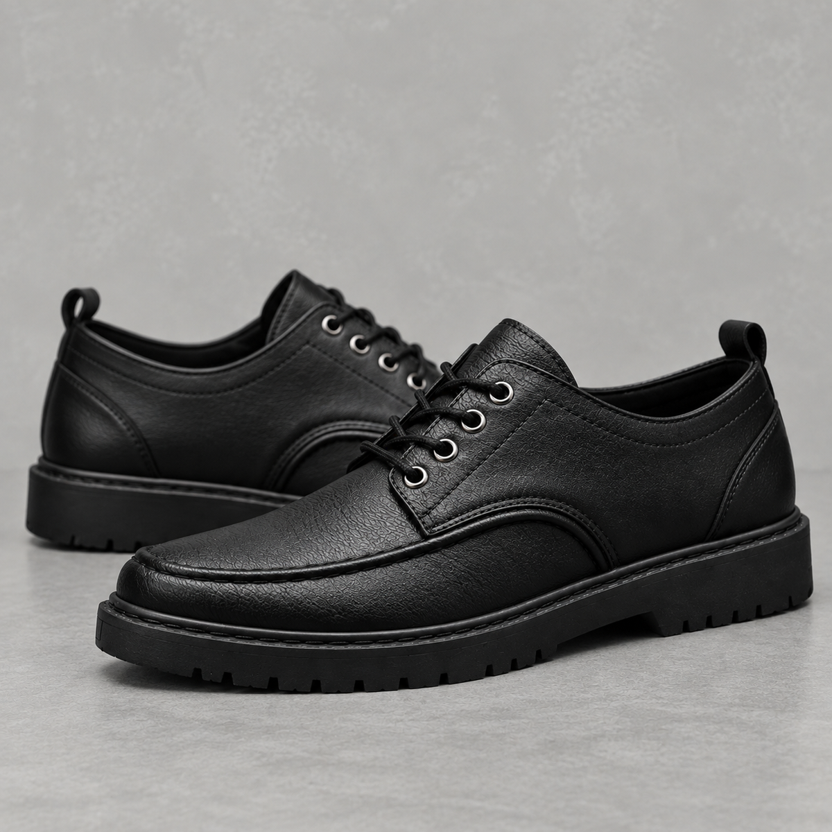 Men’s Leather Shoes – Black Lace-Up Casual Shoes with Round Toe