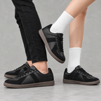 Unisex Retro Trainers – German-Style Low Top Lace-Up Shoes