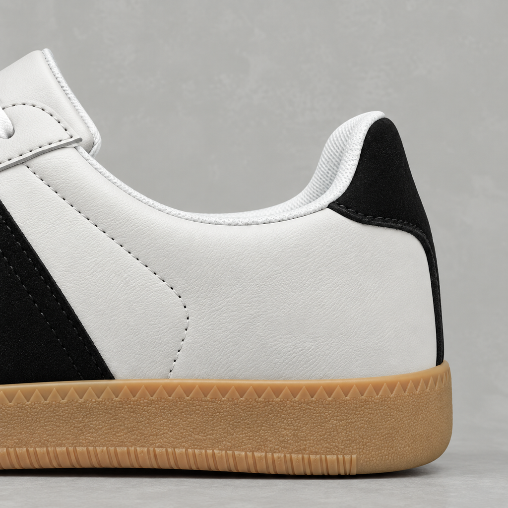 Unisex Retro Trainers – German-Style Low Top Lace-Up Shoes