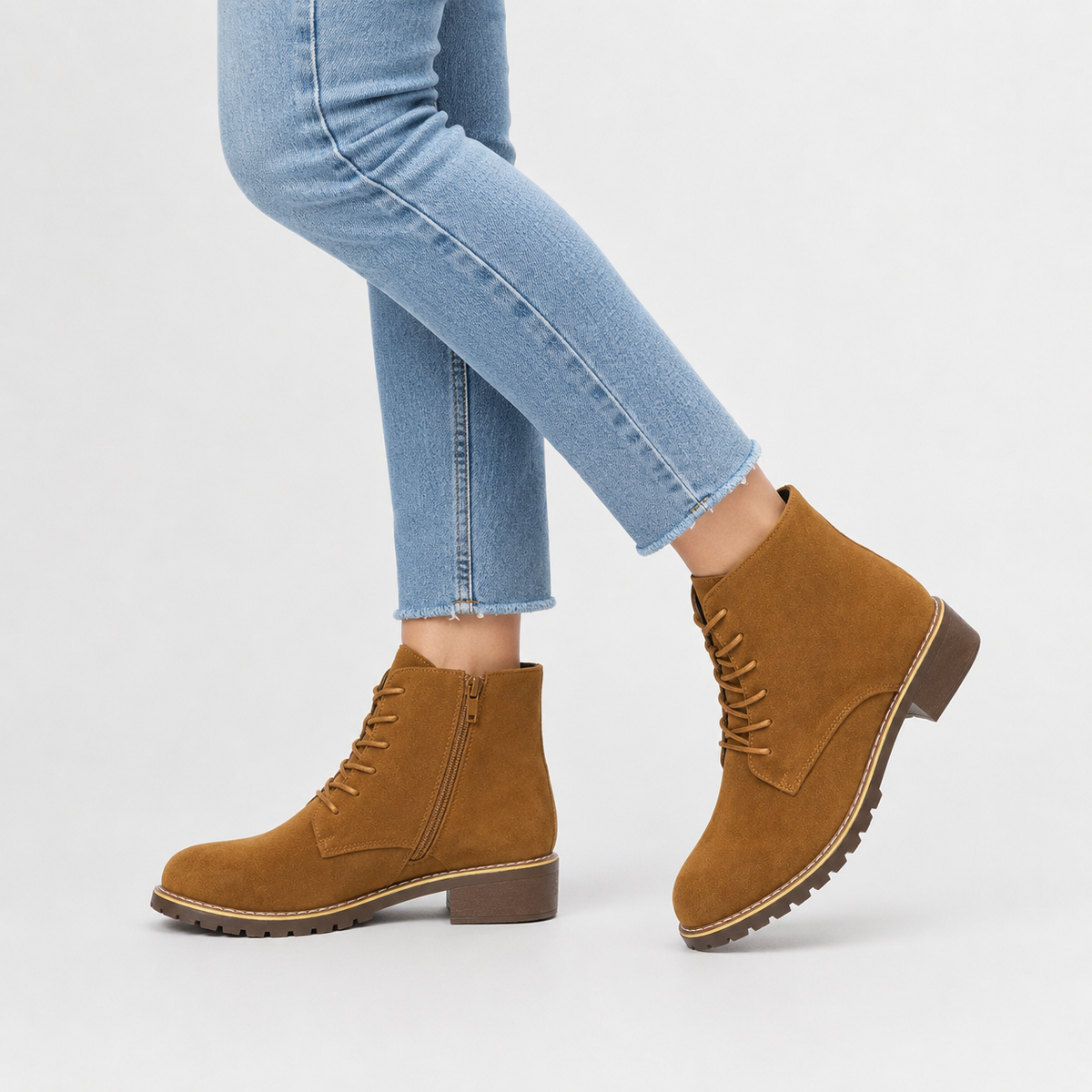 Women’s Ankle Boots – Round Toe Lace-Up Martin Boots