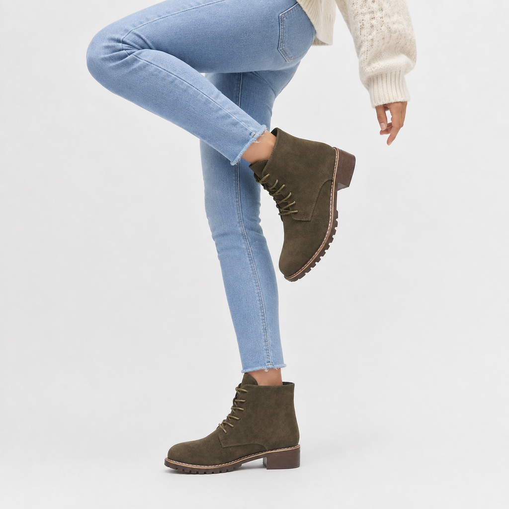Women’s Ankle Boots – Round Toe Lace-Up Martin Boots