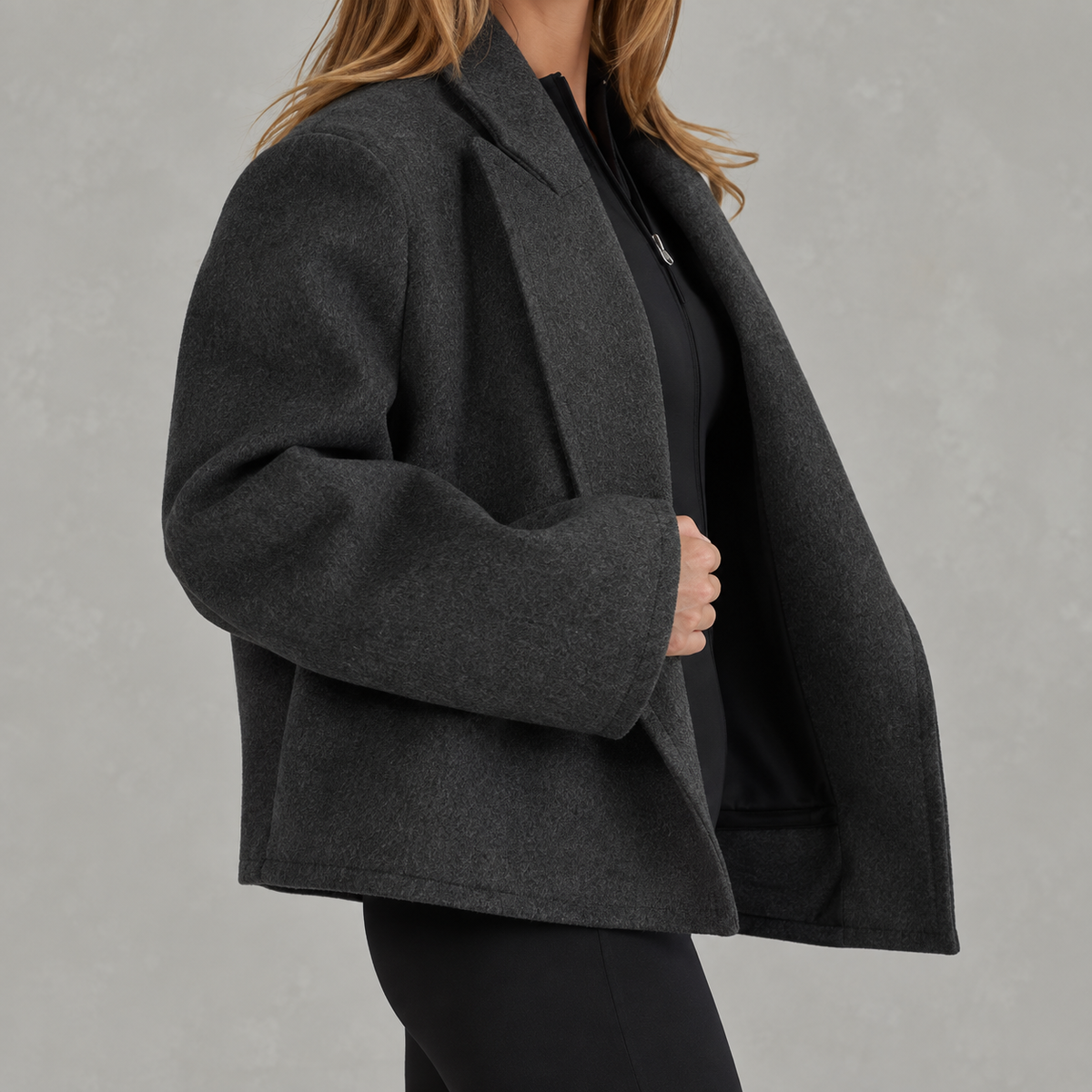 Women’s Cropped Blazer – Short Tailored Jacket for Smart Casual Wear