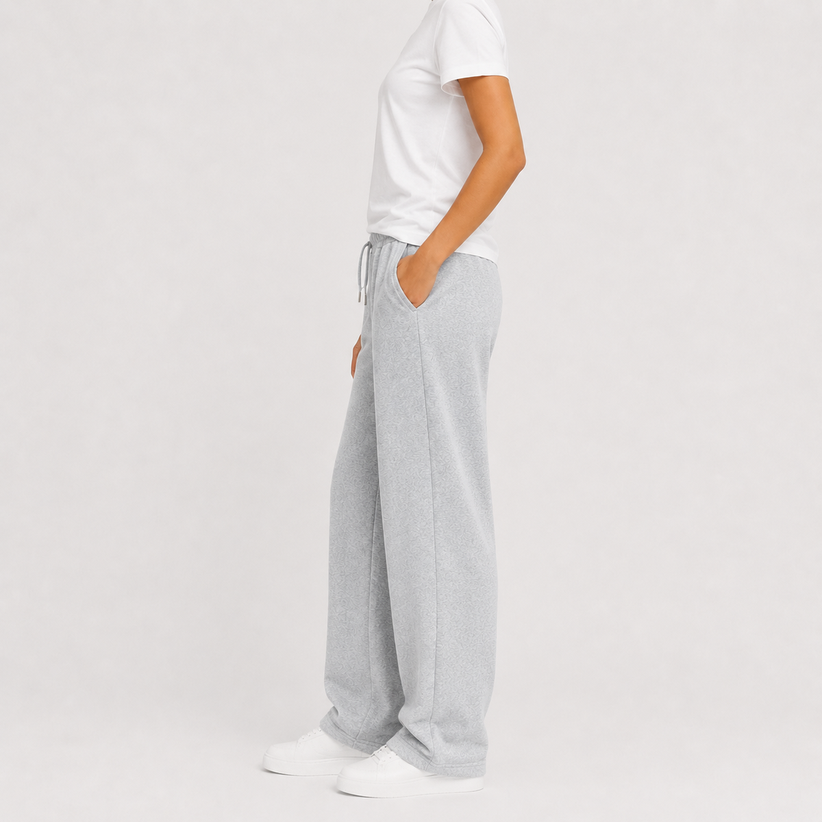 Women’s Joggers – Loose Fit Fleece Lined Trousers with Elasticated Waist