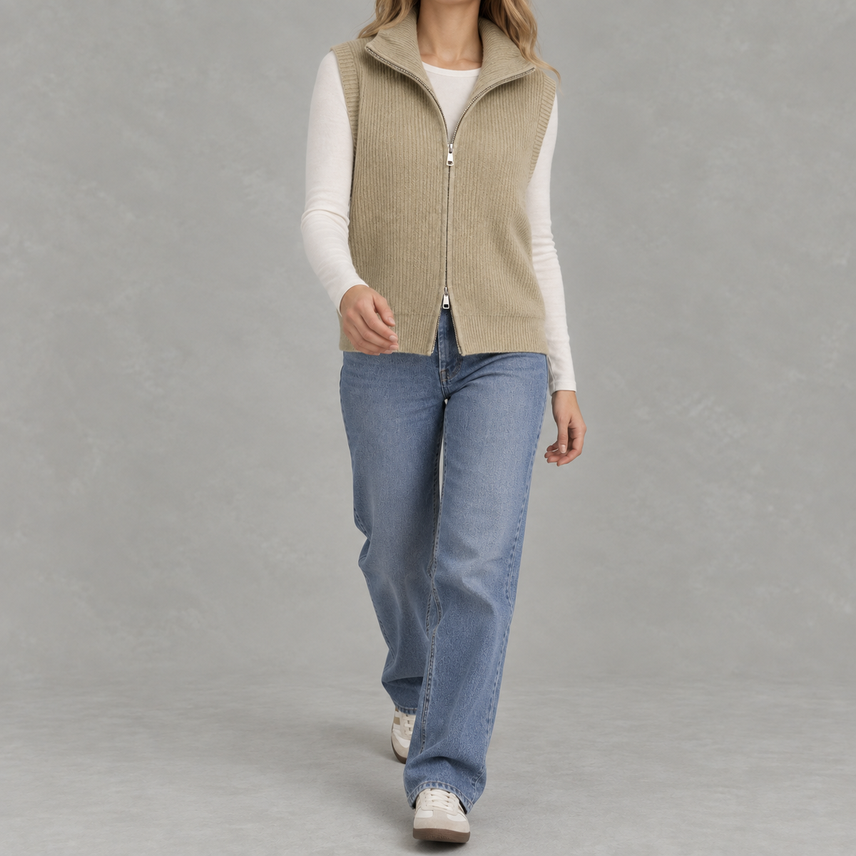 Women’s Knitted Vest – Loose Fit Full Zip Sleeveless Layering Gilet